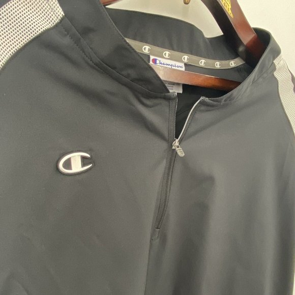 Men's Champion Authentic 1/4 Zip Windbreaker Large “Packable Jacket” Zip Off - Picture 3 of 4